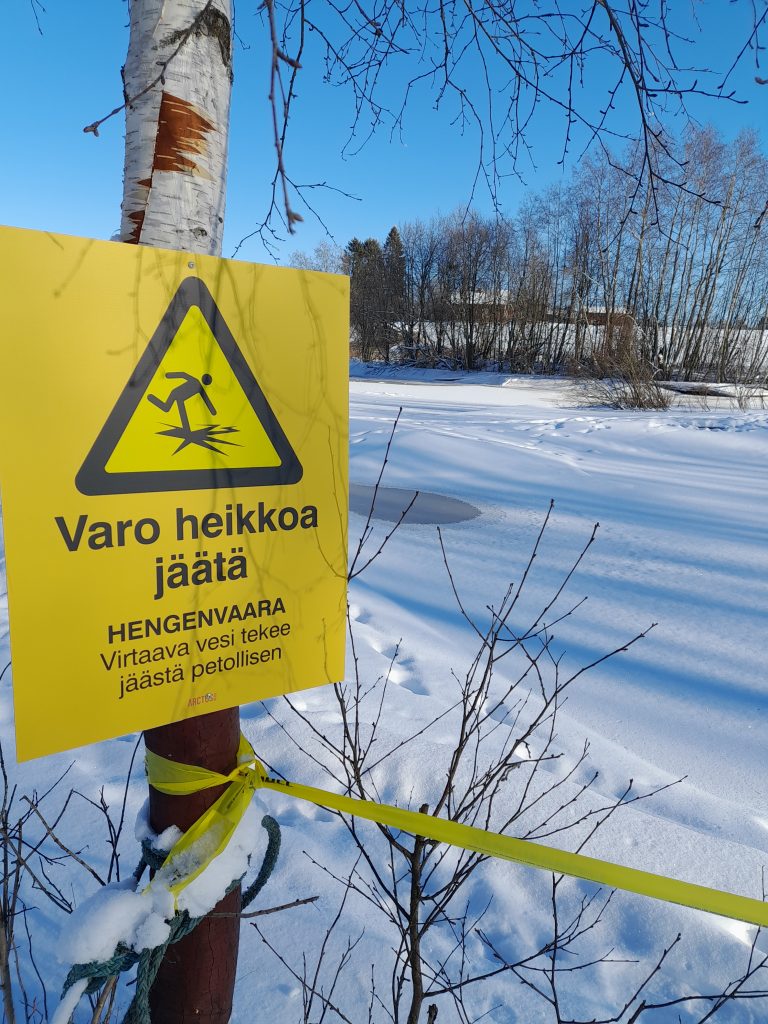 Jäällä kulku ehdottomasti kielletty Mosalan rannassa